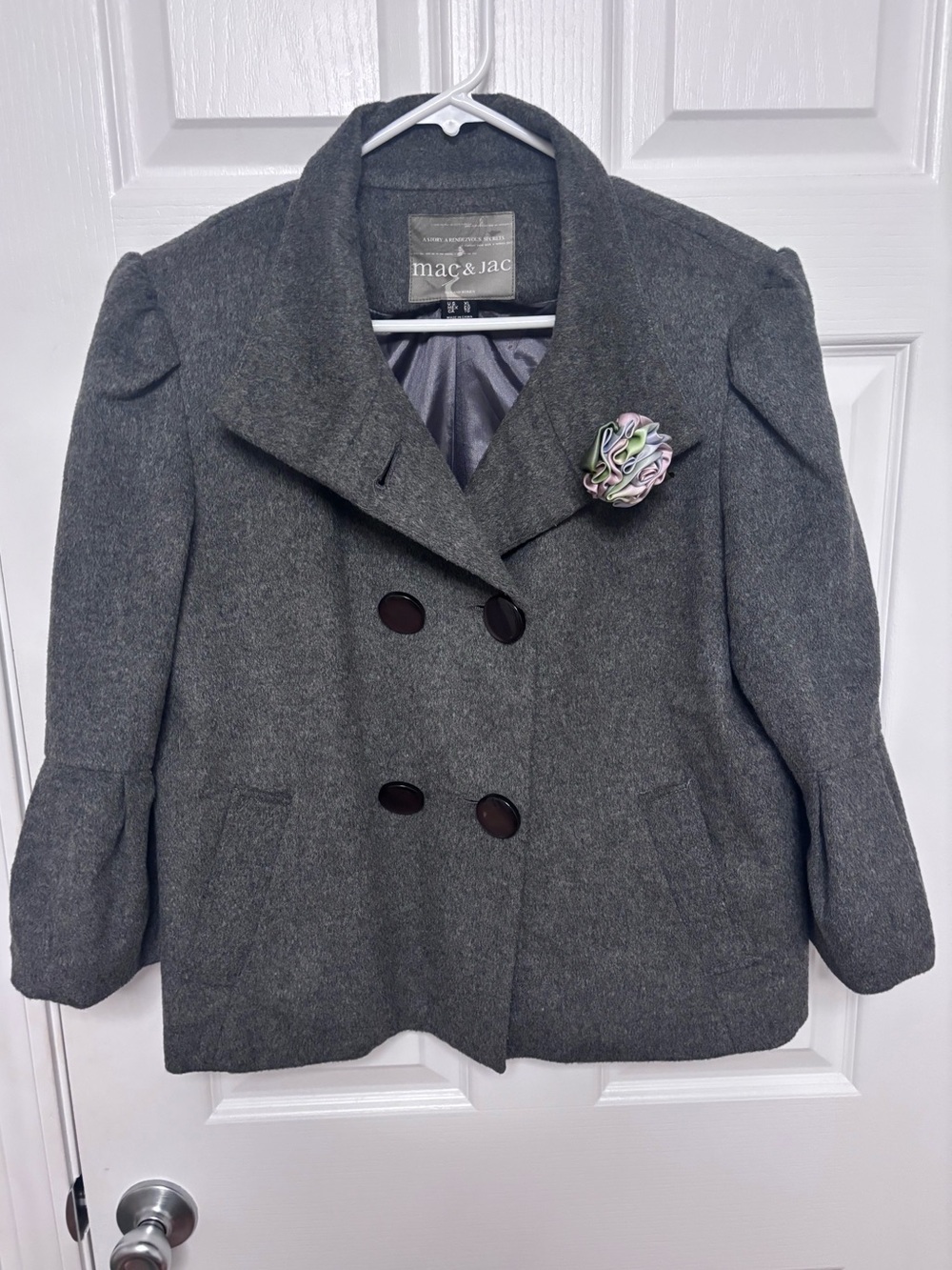 mac & jac Women's Gray Double-Breasted Wool Blend Peacoat with removable pin